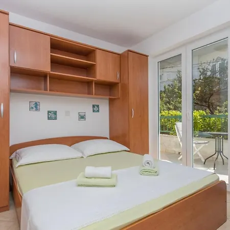 Biokovo Apartment *